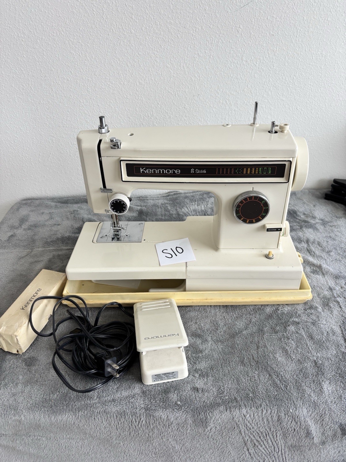 Vintage Kenmore Ultra-Stitch 8Sewing Machine 158.1345180with Pedal *Tested*