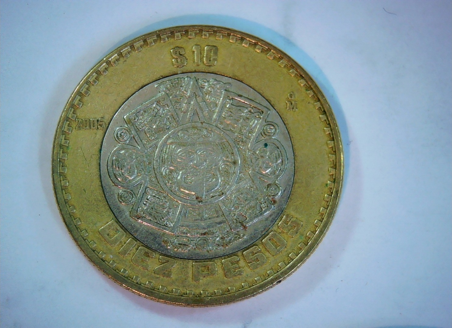 Mexico 2005 10 Pesos 10 Pesos (Bimetallic; Aztec Sun Stone/Calendar design) Coin