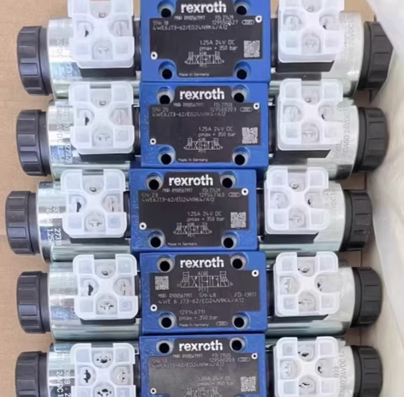 1PC NEW Rexroth R900567997 4WE6J73-6X/EG24N9K4/A12 solenoid valve UPS Shipping