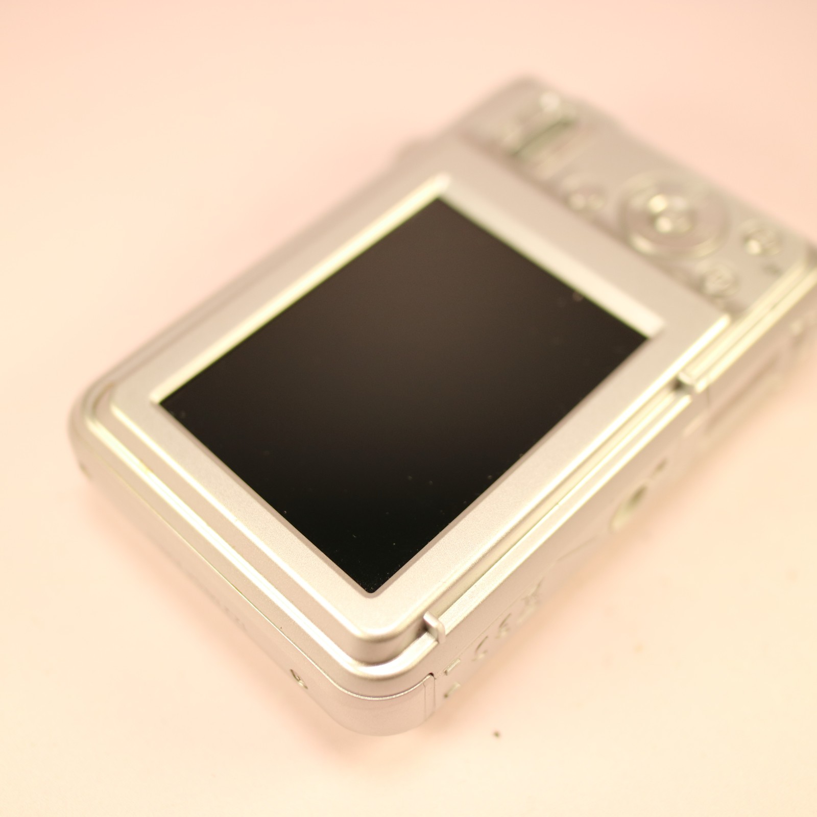 Samsung Digital Camera ES28 12.2MP Silver Tested