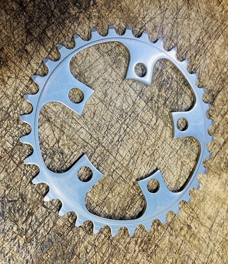 Stronglight Model 99 - 34 Tooth chainring - 86BCD - Rare - MINT Condition - 34T