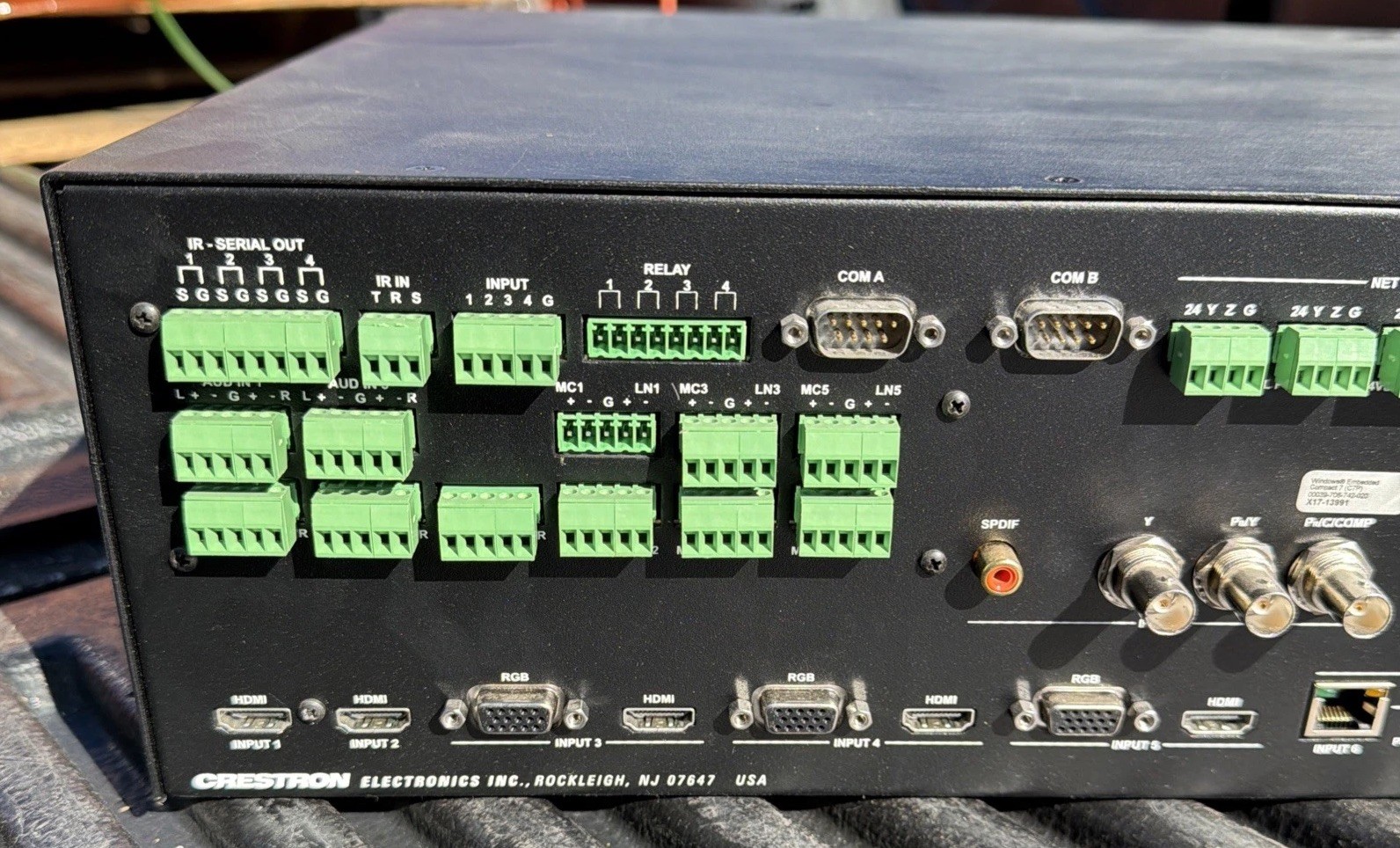 Crestron DMPS3-300-C HDMI Professional Digital Media Presentation System Rack