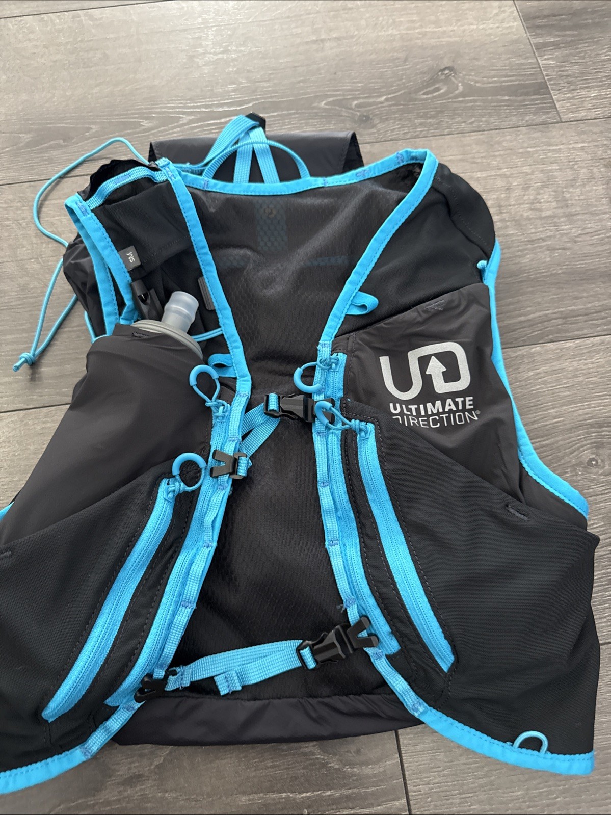 Ultimate Direction Adventure 17L Hydration Running Vest S/M
