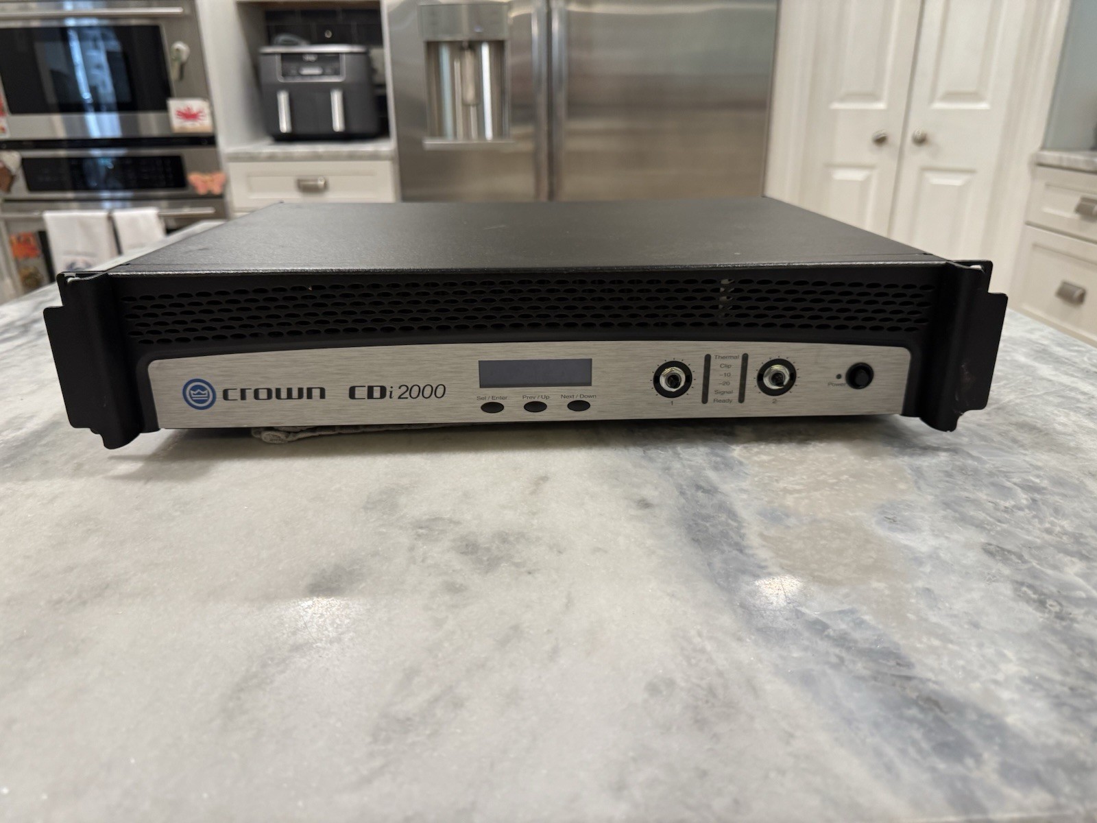Crown CDi 2000 2-Channel 1600W Cinema Power Amplifier Not Powering Up For Repair