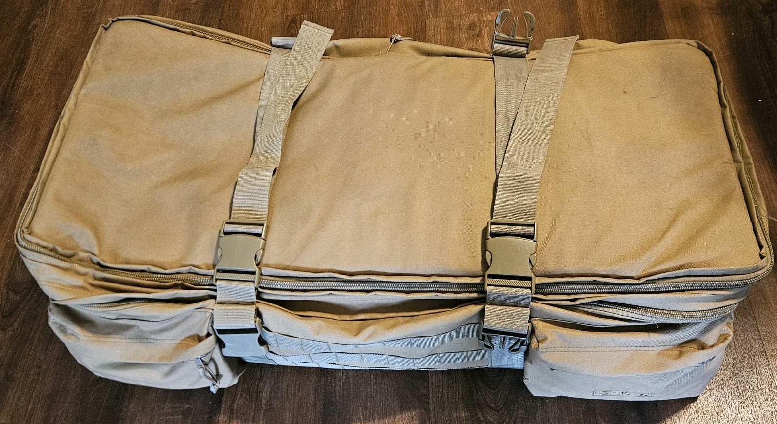 S.O.C. Sandpiper Of California Rolling Load Out XL Duffel Style Bag Coyote Tan