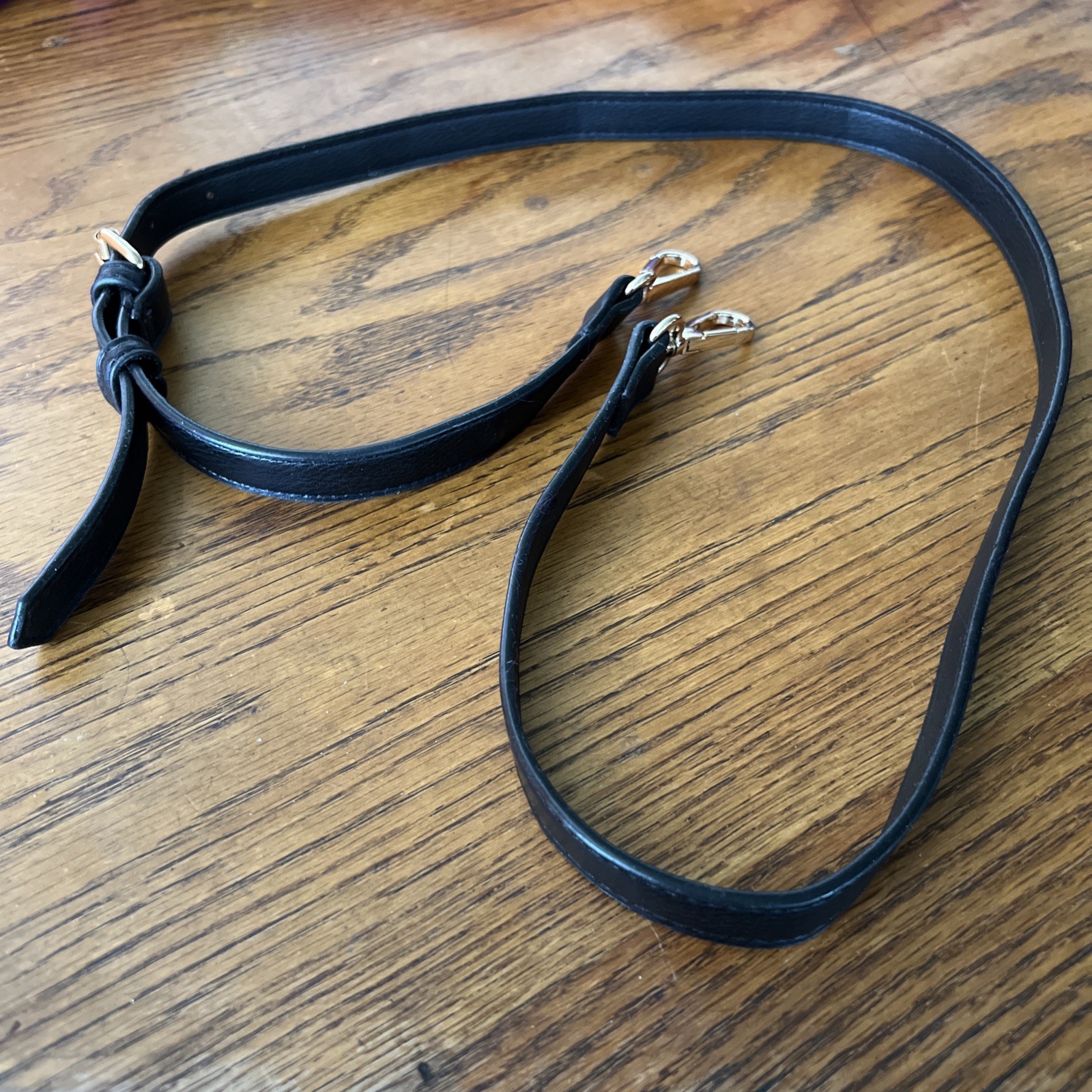 48 Inch Black Adjustable Strap  Gold Tone Carabiners And Buckle – Luggage Straps