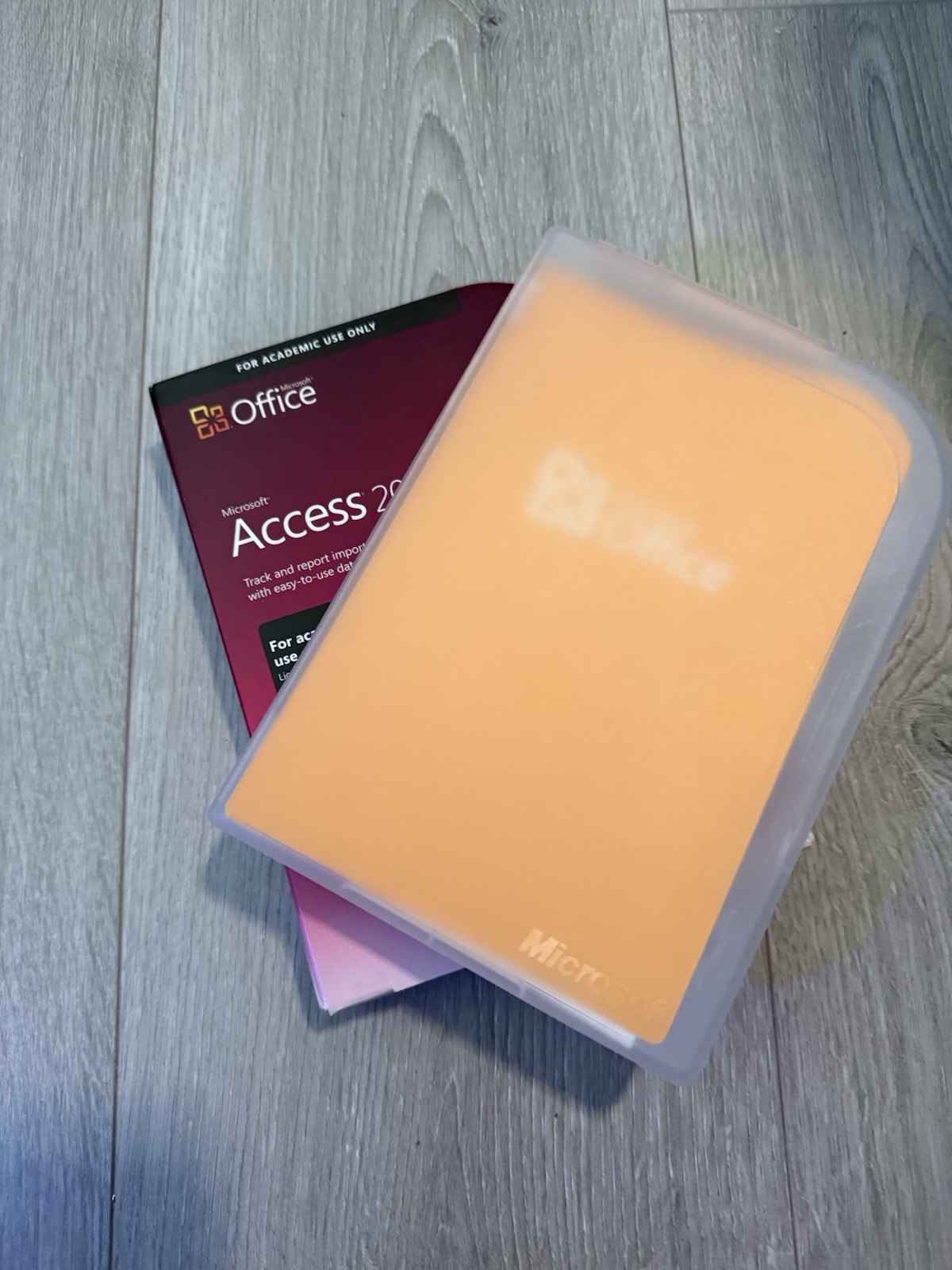 Microsoft Access 2010 Academic