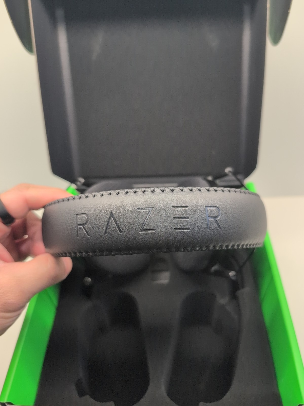 Razer BlackShark V2 Pro Wireless Gaming Headset (Pre 2023 Version) with box #10