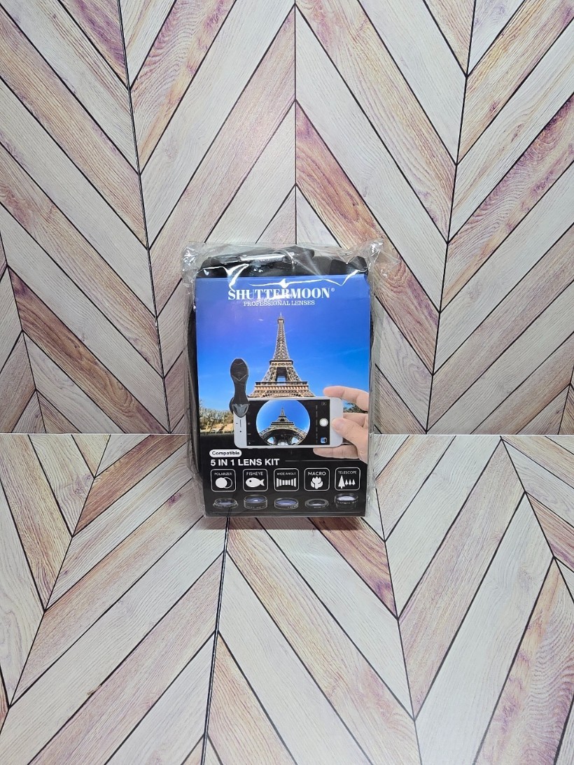 Shuttermoon Professional Lenses 5 In 1 Phone or iPad Camera Lens Kit Sealed