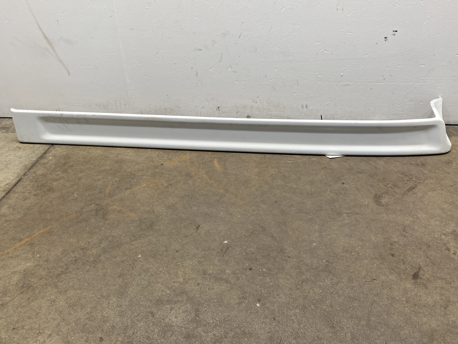 2001 Sterling ST9500 Cab Exterior Trim Panel F6HT9040305BA (785-10977)
