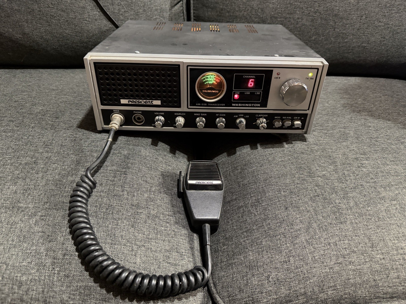 President Washington CB Radio AM SSB Base Station With Microphone