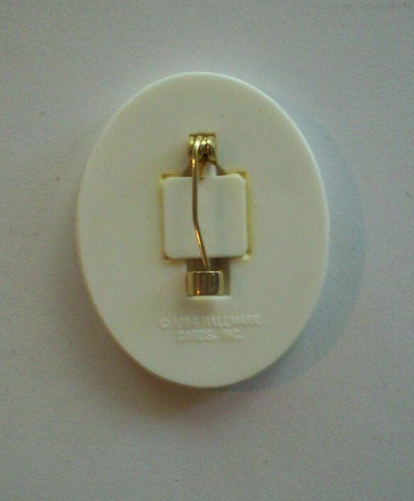 Hallmark 1984 Easter rabbit with tulip lapel pin