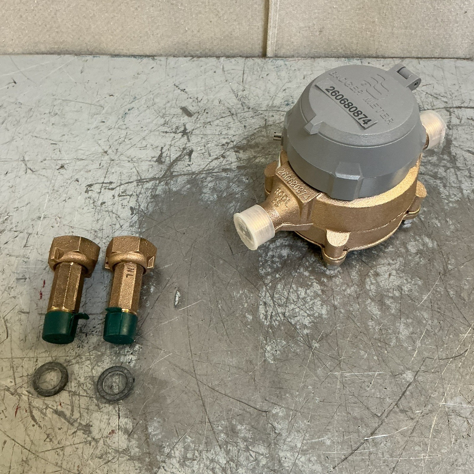 BADGER 102-3947 Mechanical Flowmeter Water Bronze 5/8" NPT 5/8" Connection Size