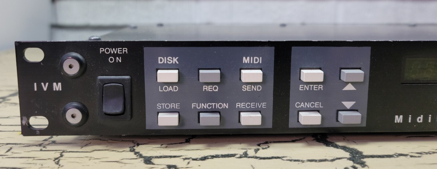 IVM MD 128 3.5 inch floppy Disk Midi Data Interface Storage System I.V.M. MD-128