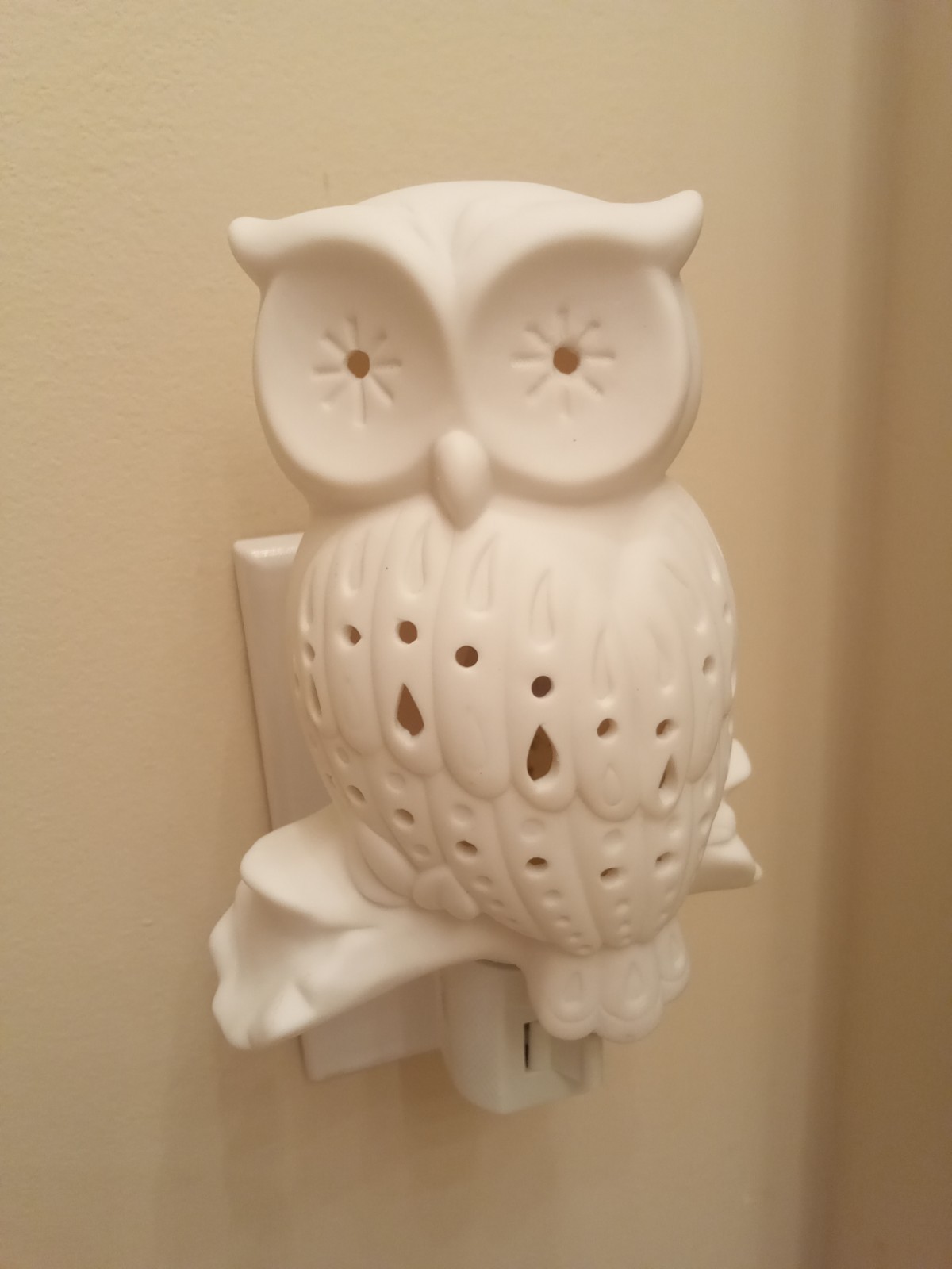 North Pole Trading Co ~ CERAMIC WHITE OWL NIGHT LIGHT ~ J C Penney