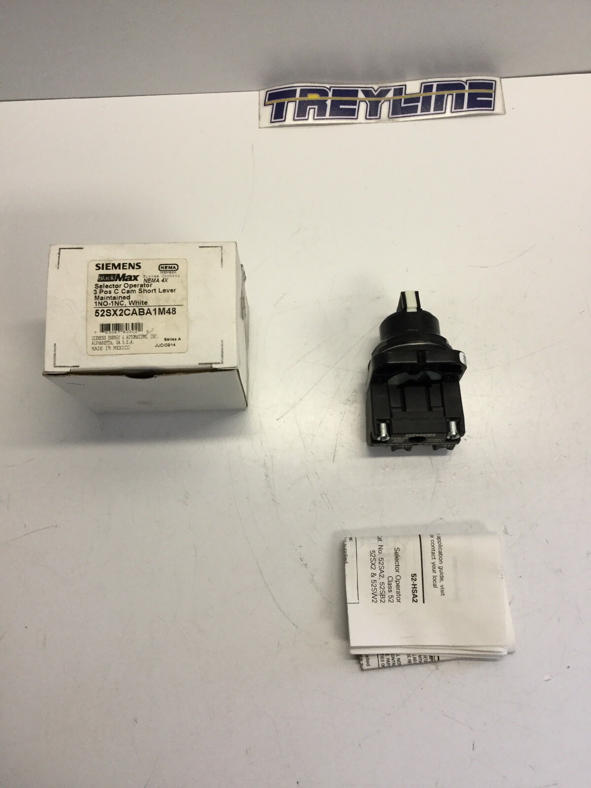 LOT OF 2, NEW, SIEMENS, 52SX2CABA1M48, 3 POSITION SWITCH, NEMA 4X. (3G-2)