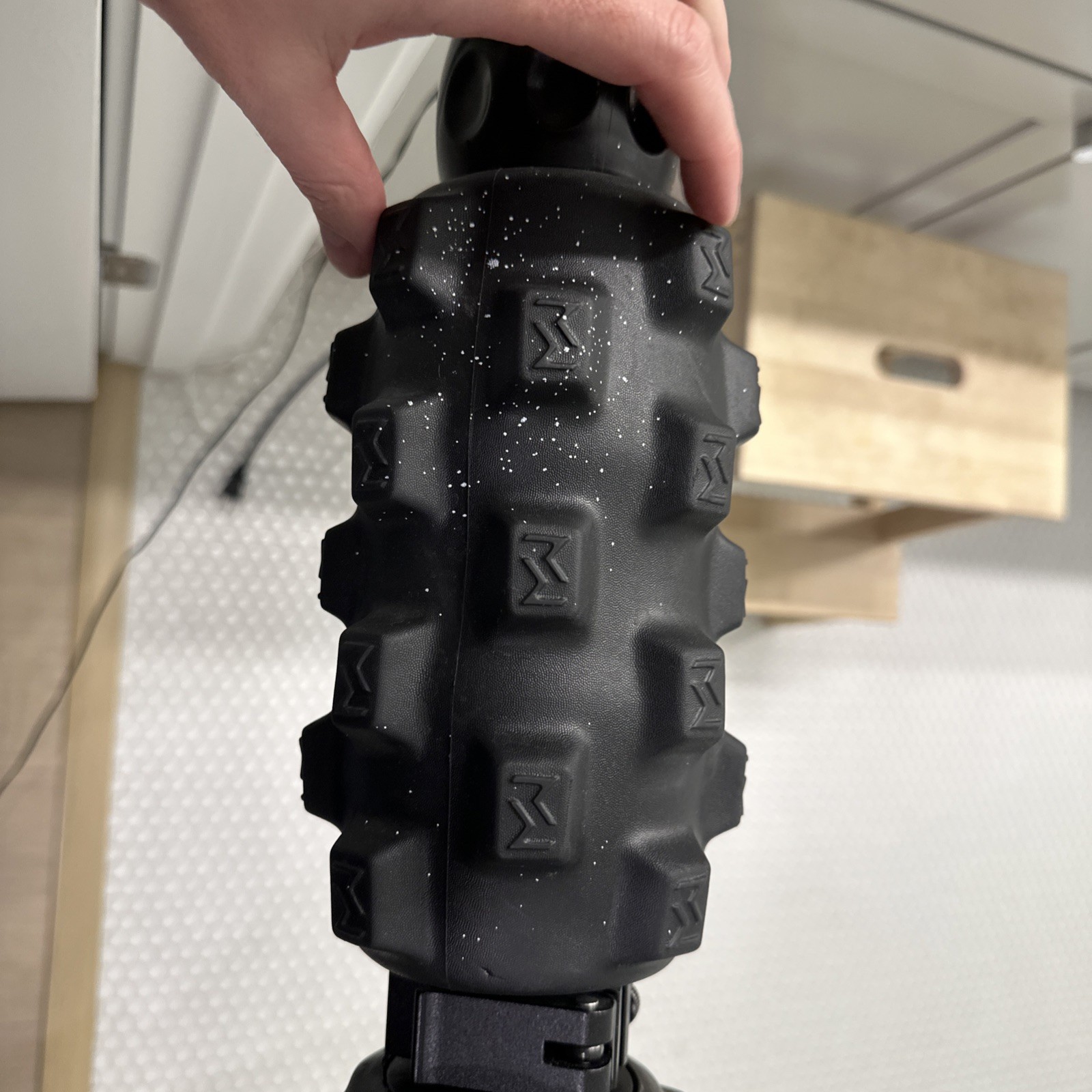 MOBILITY WALL Stand Up Door Mounted Smooth Foam Roller For Soft Tissue Massage