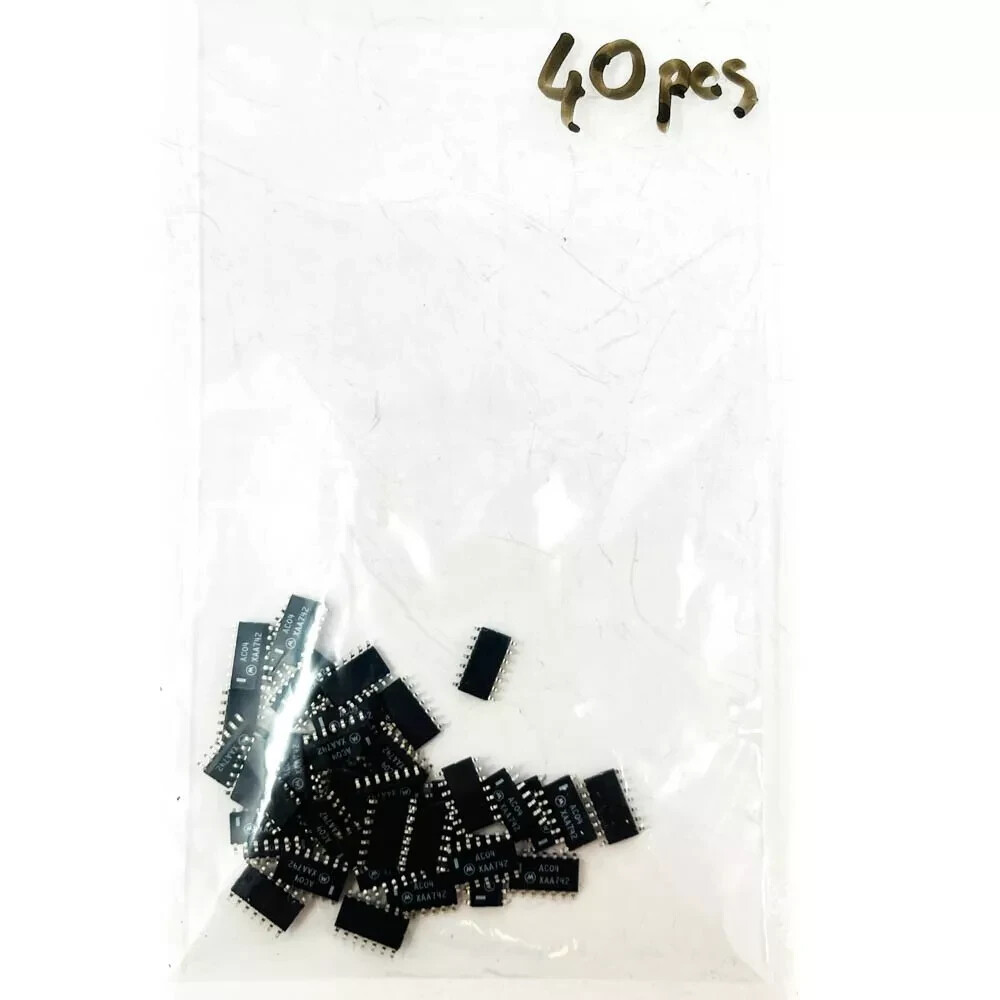 40 pcs Motorola AC04 XAA742 Hex Inverter 14 Pin