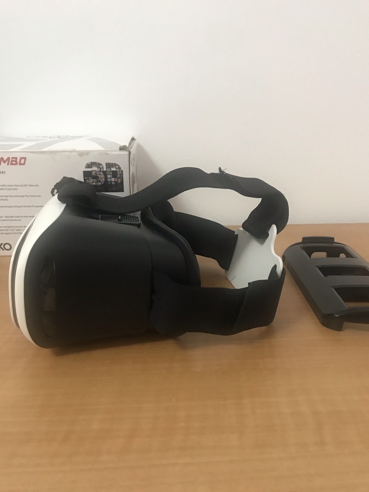 VIRTUAL REALITY GLASSES -Geeko VR BOX. C