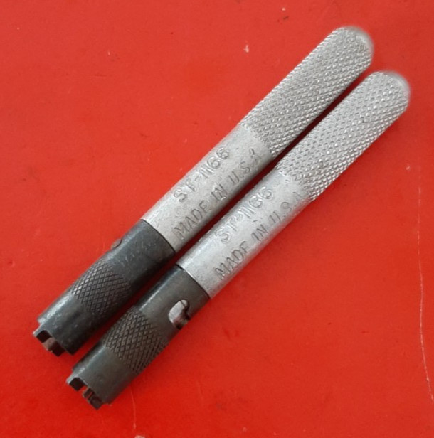 2 NOS NEW Blackhawk Tools Flat Tip Slotted Screw Starter ST-1166 Made in the USA