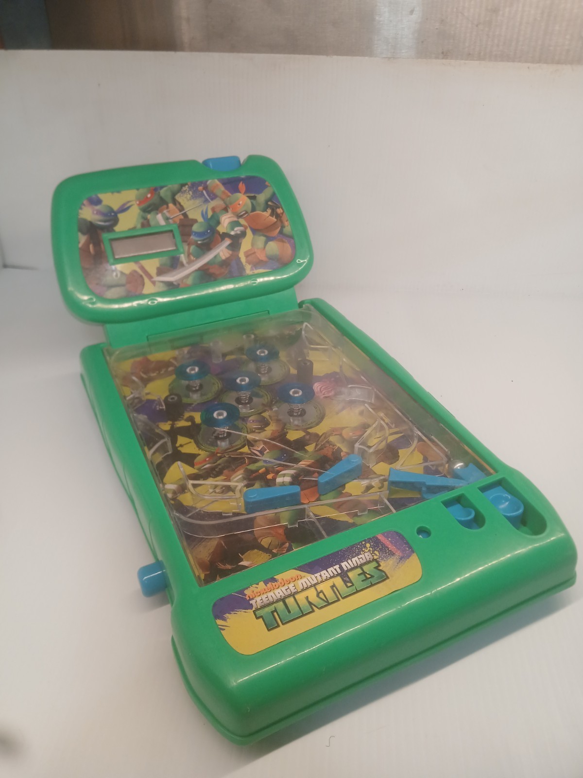 2009 Nickelodeon Teenage Mutant Ninja Turtles Table Top Pinball Machine