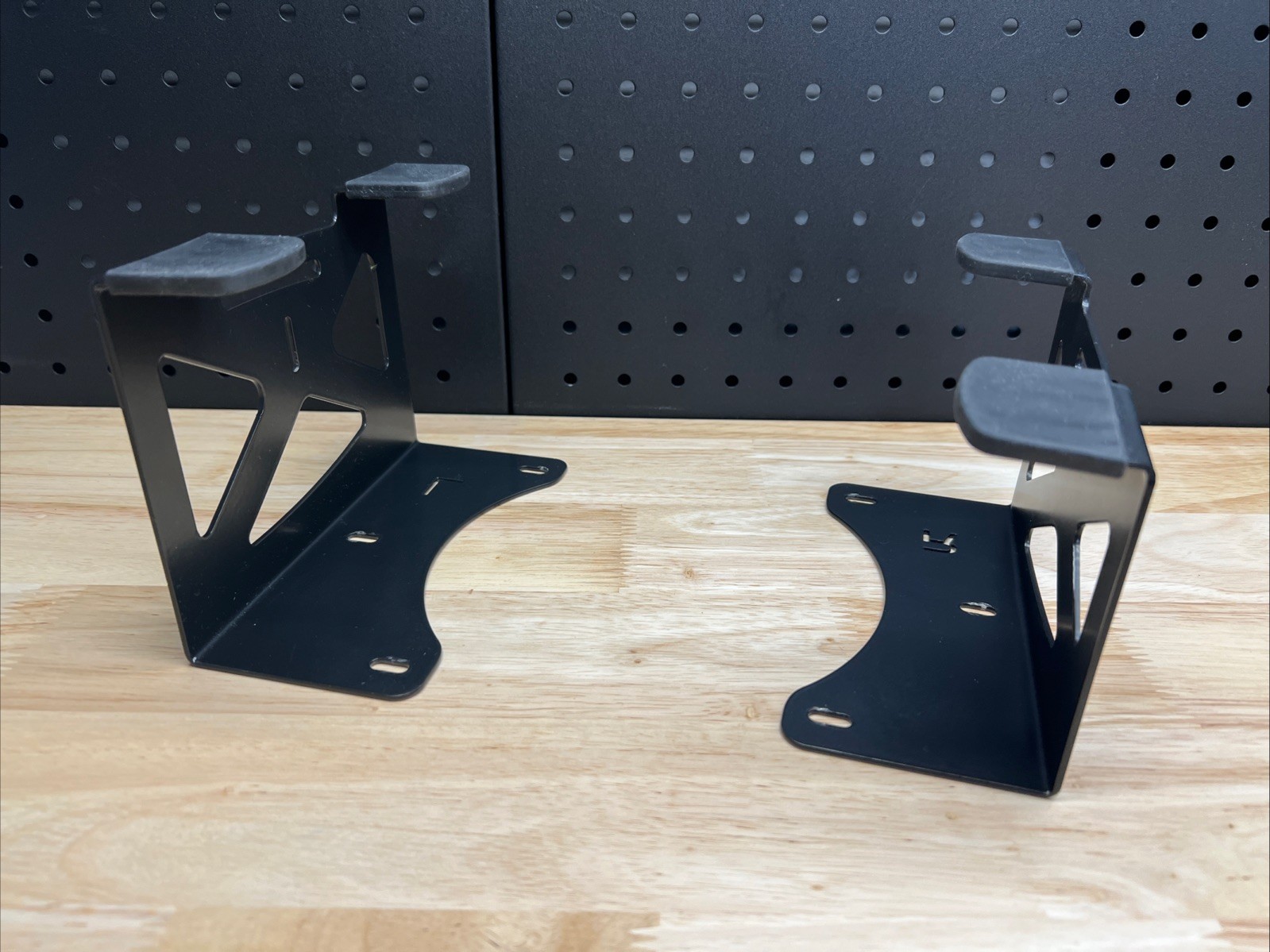 Monzlteck PS5 Under Desk Mount (Disc & Digital Edition) - Brackets Only