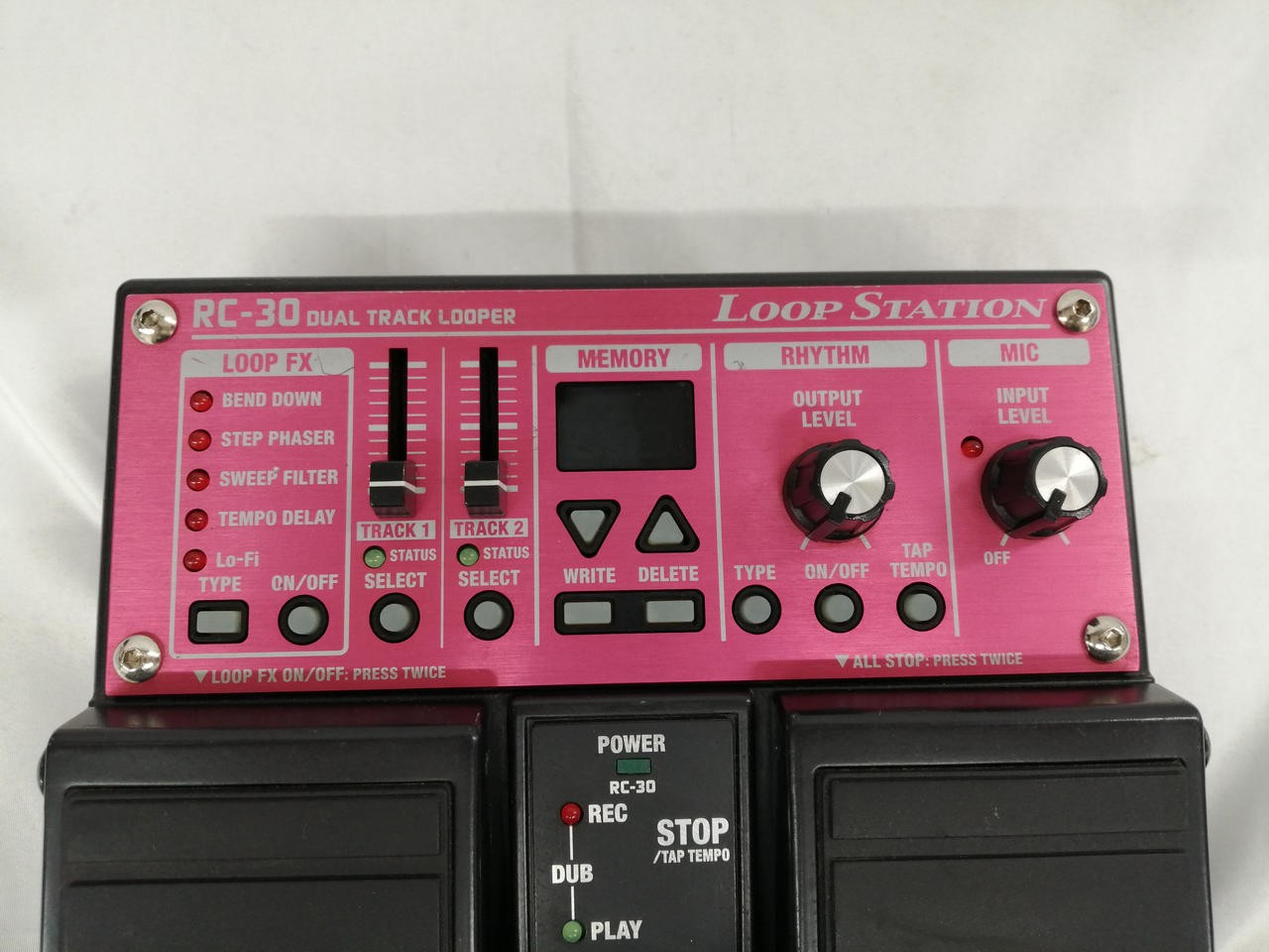 BOSS Model RC-30 Loop Station