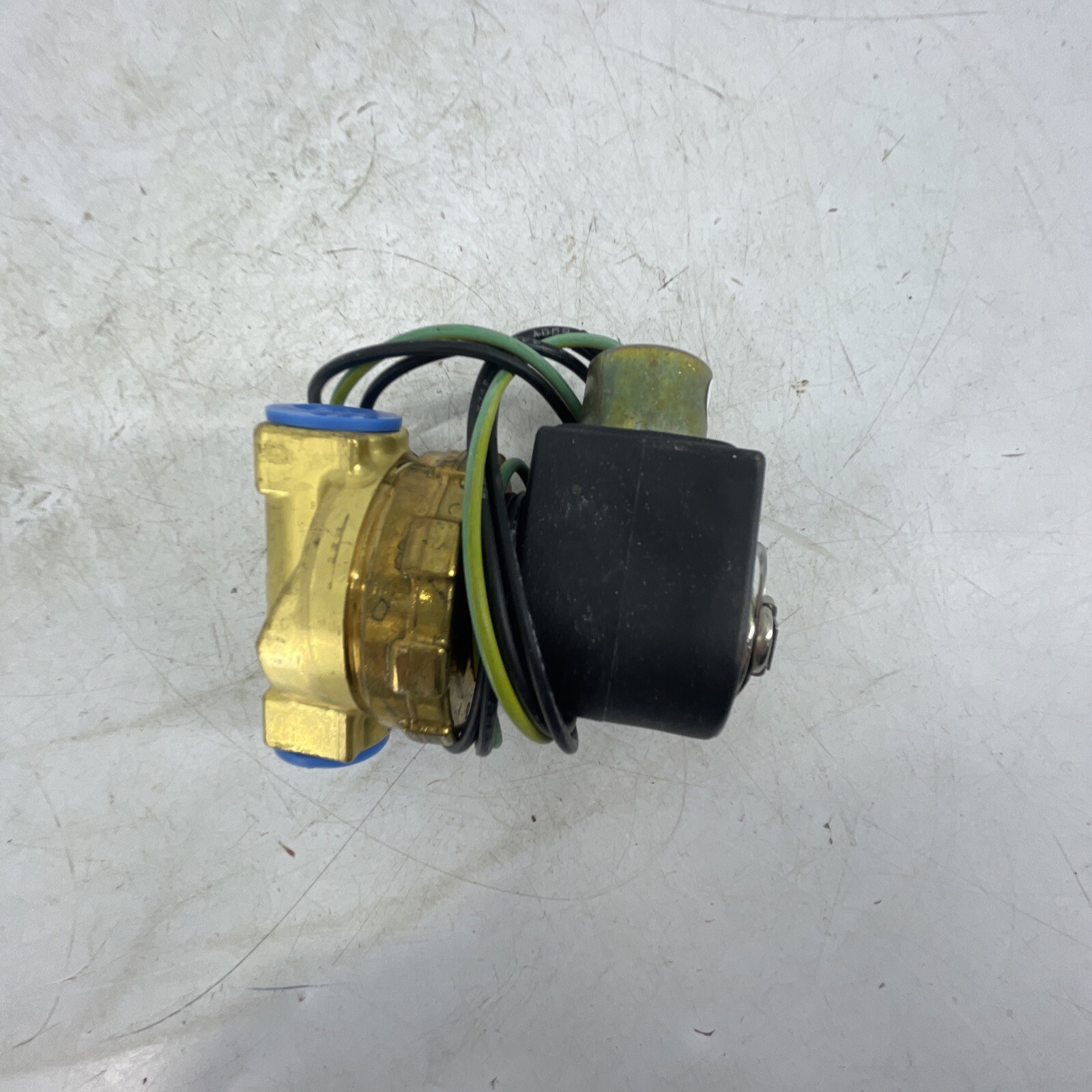 Parker 06FS5C2432ACF4C05 3/8" Solenoid Valve 120/110 1/2"