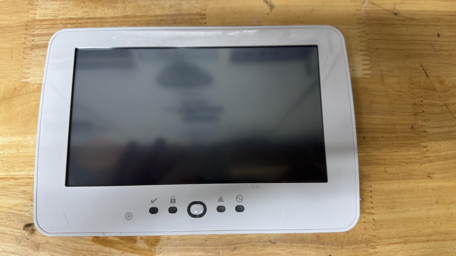 DSC NEO HS2TCHP - 7 Inch Touchscreen Alarm Keypad, Barely Used