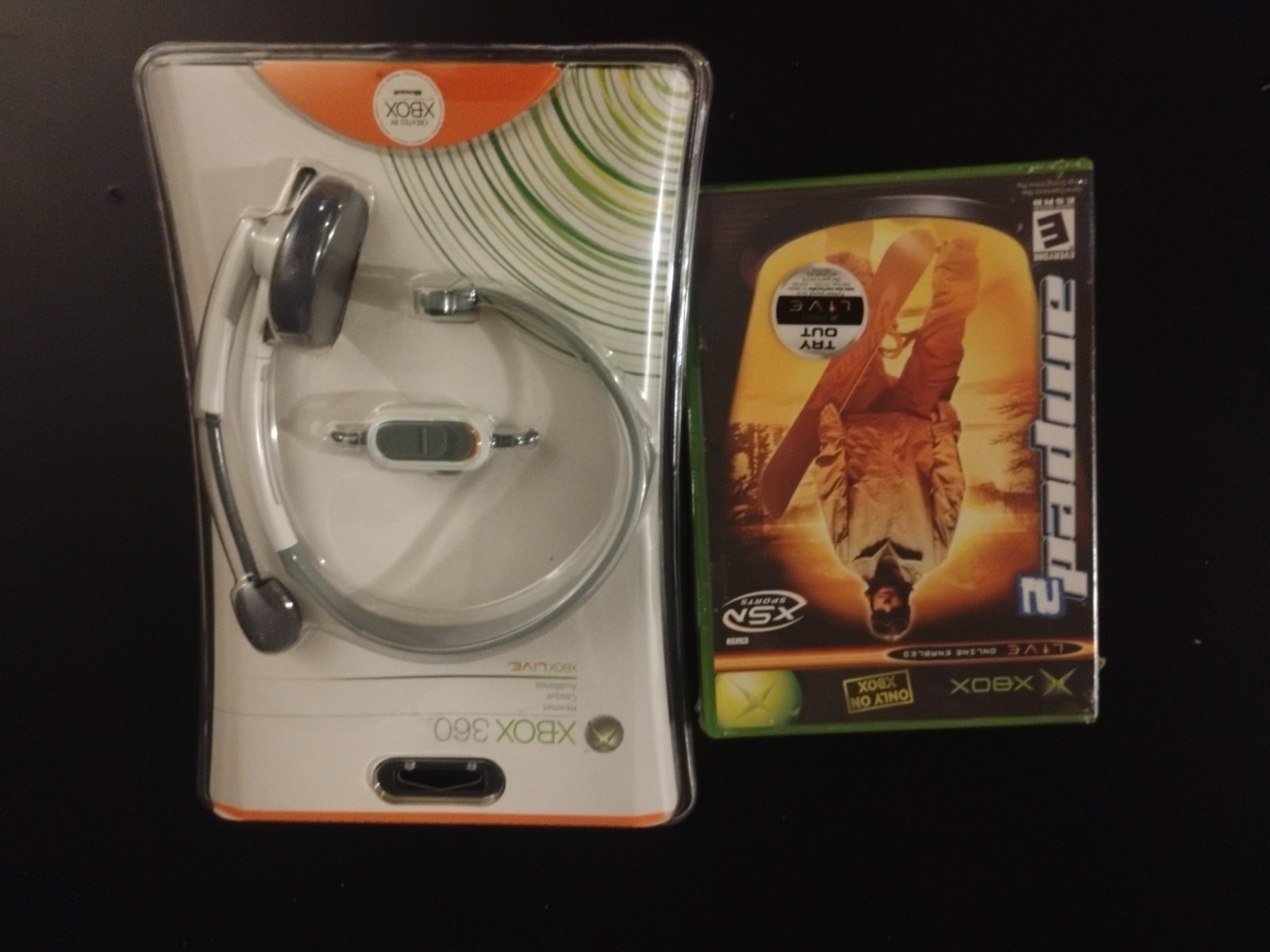 Microsoft XBOX 360 Live Headset White & Gray Headband Wired /NEW Sealed.