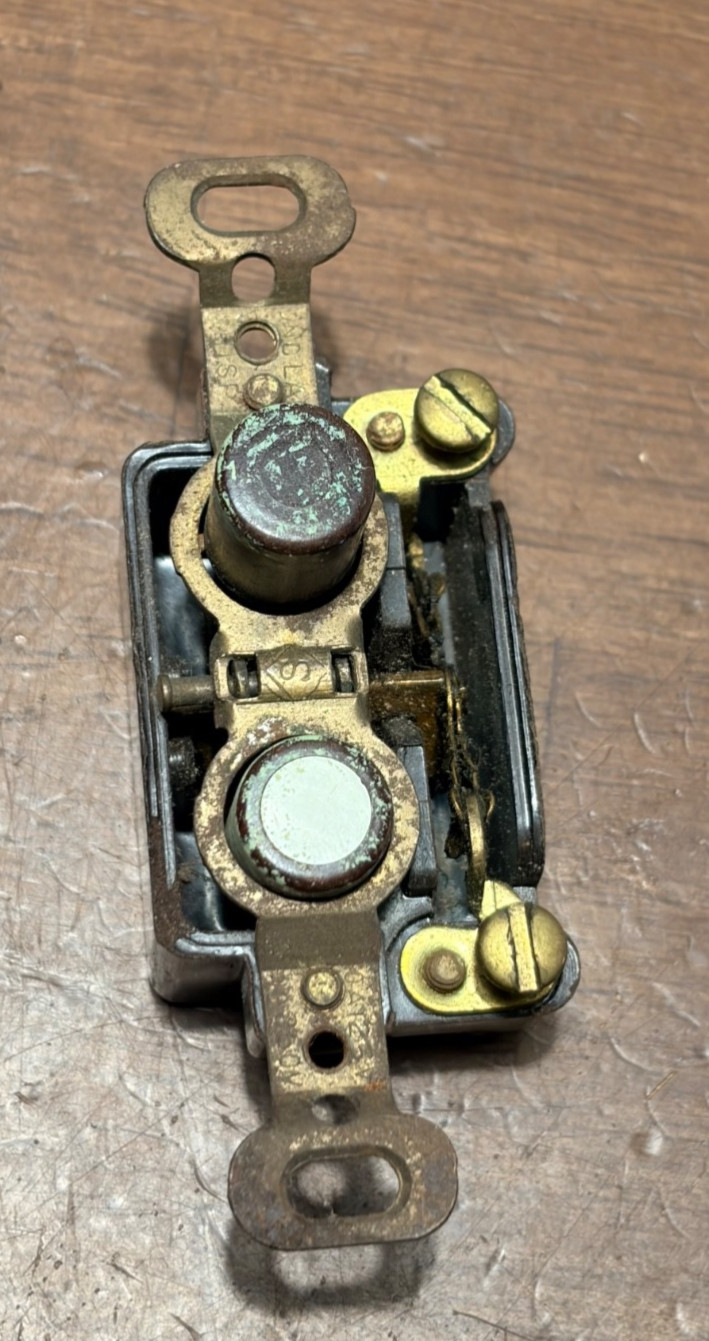 Vintage Push Button Light Switch Single-Pole ON/OFF Chicago standard