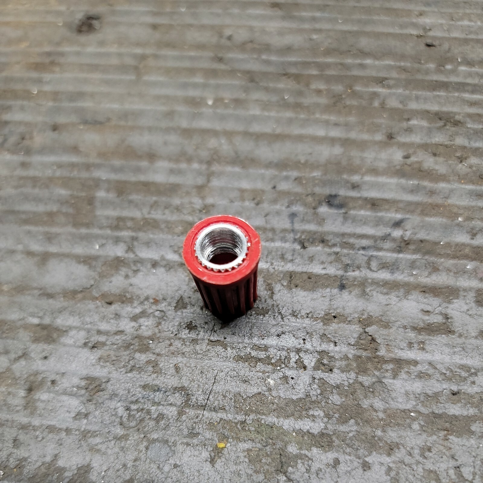 Heathkit Ar1500 Receiver Speaker Terminal Nut Red
