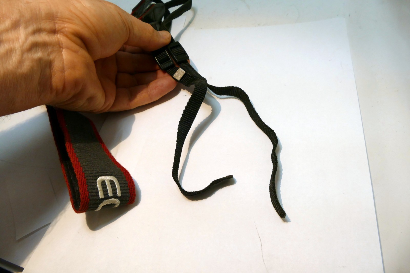Canon EOS Camera Neck Shoulder Strap Canvas GRAY-Red-White - Original OEM