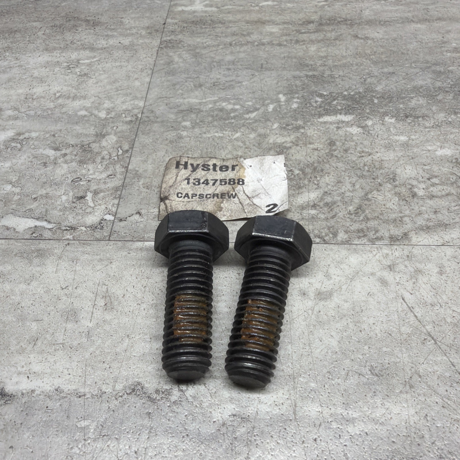 Lot Of 2 Hyster 1347588 Hex Head Bolt / Capscrew, New