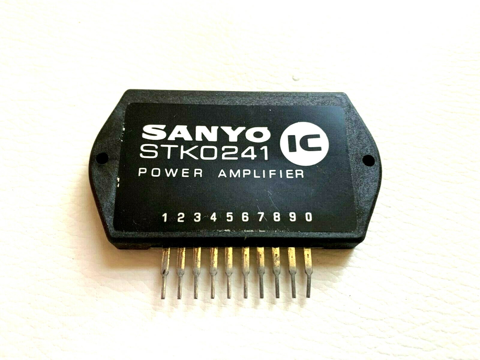 STK0241 Power Amplifier + Heat Sink Compound New Original SANYO