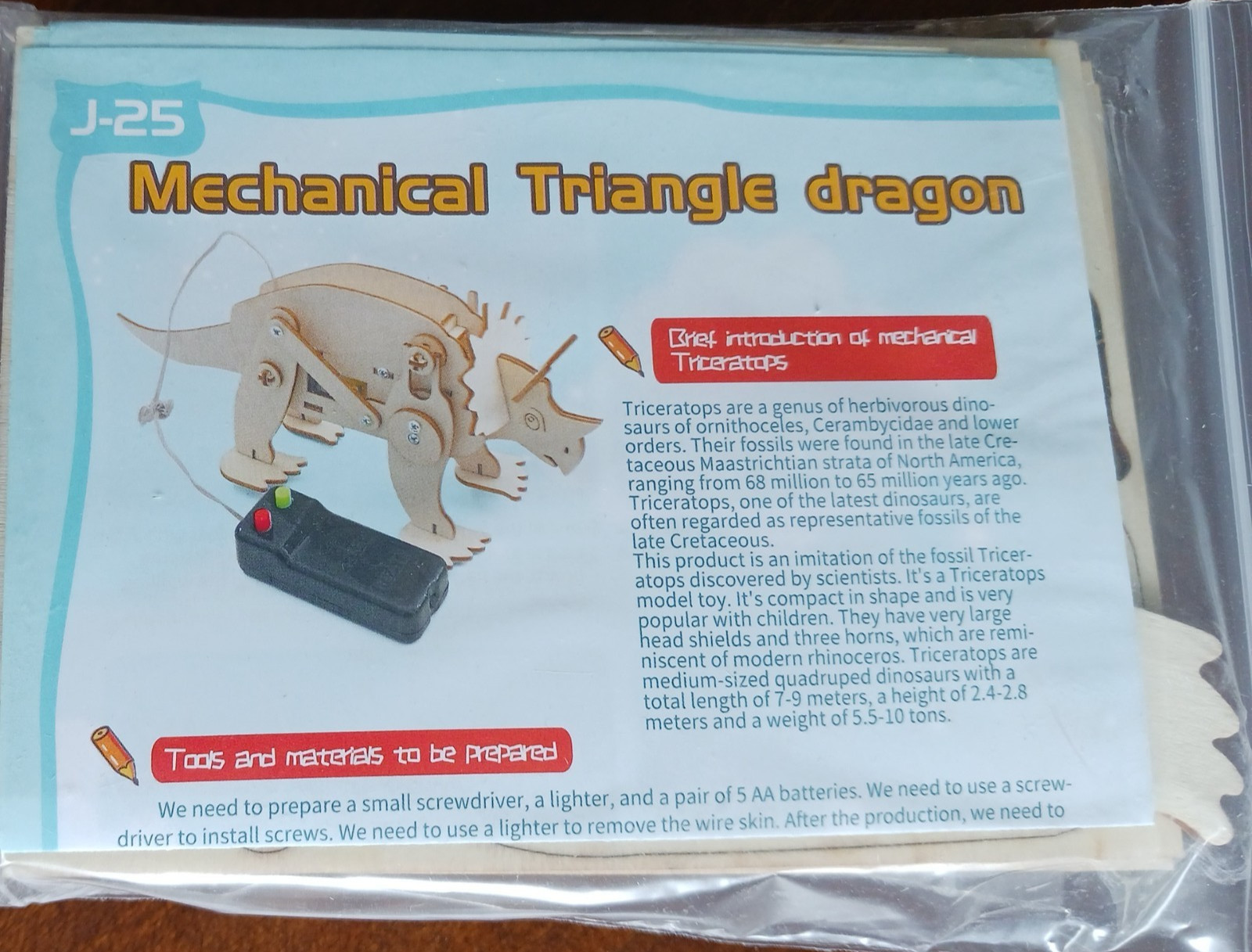 TRICERATOPS ROBOT - Moving Scientific STEM Wooden DIY Toy Kit Electric NEW