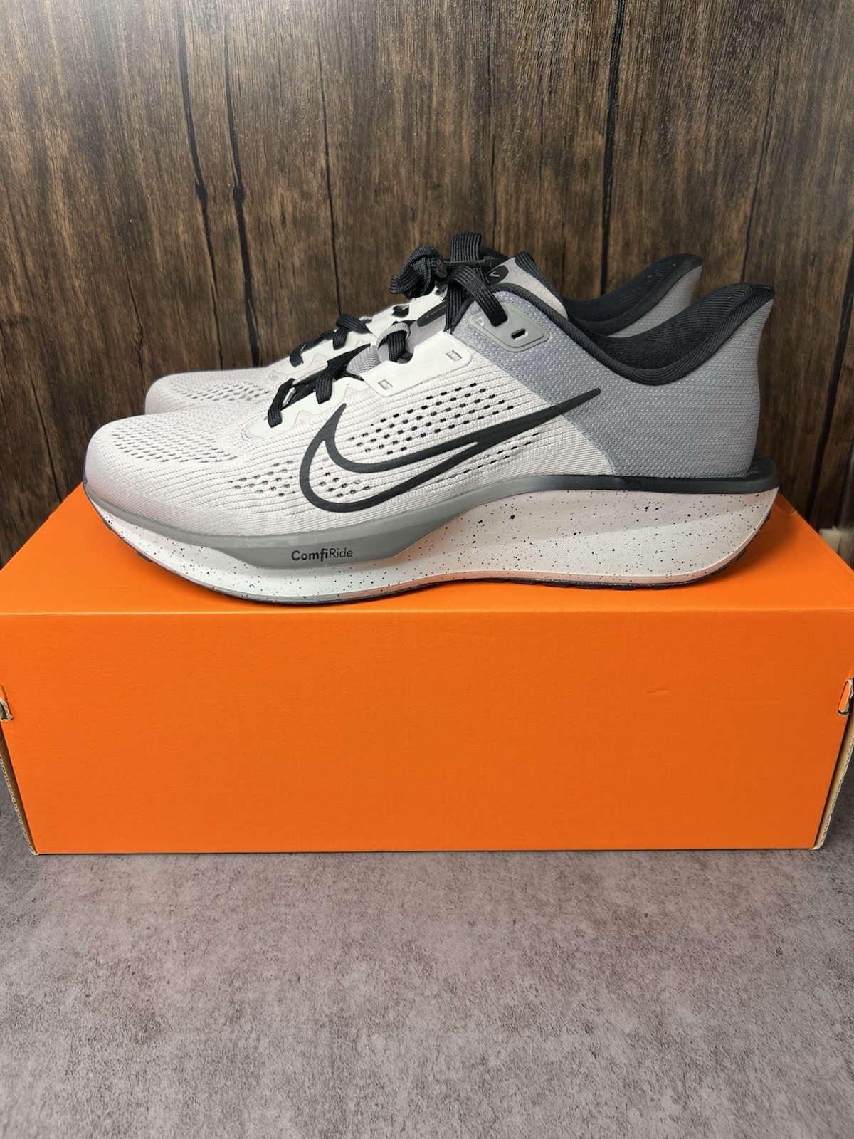 US 11 Nike Quest 6 Men's Road Running Shoes (Light Iron Ore/Flat Pewter/Black)