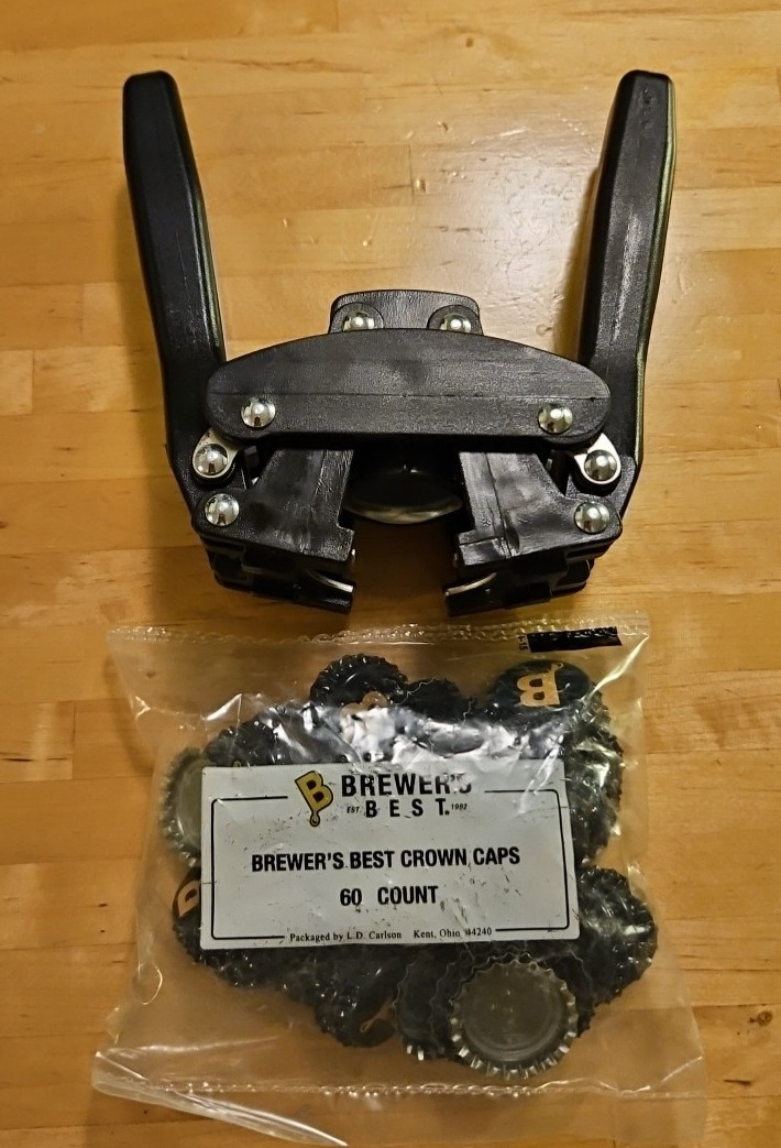 Bottle Capper with Brewers Best Crown Beer Bottle Caps 60 Count