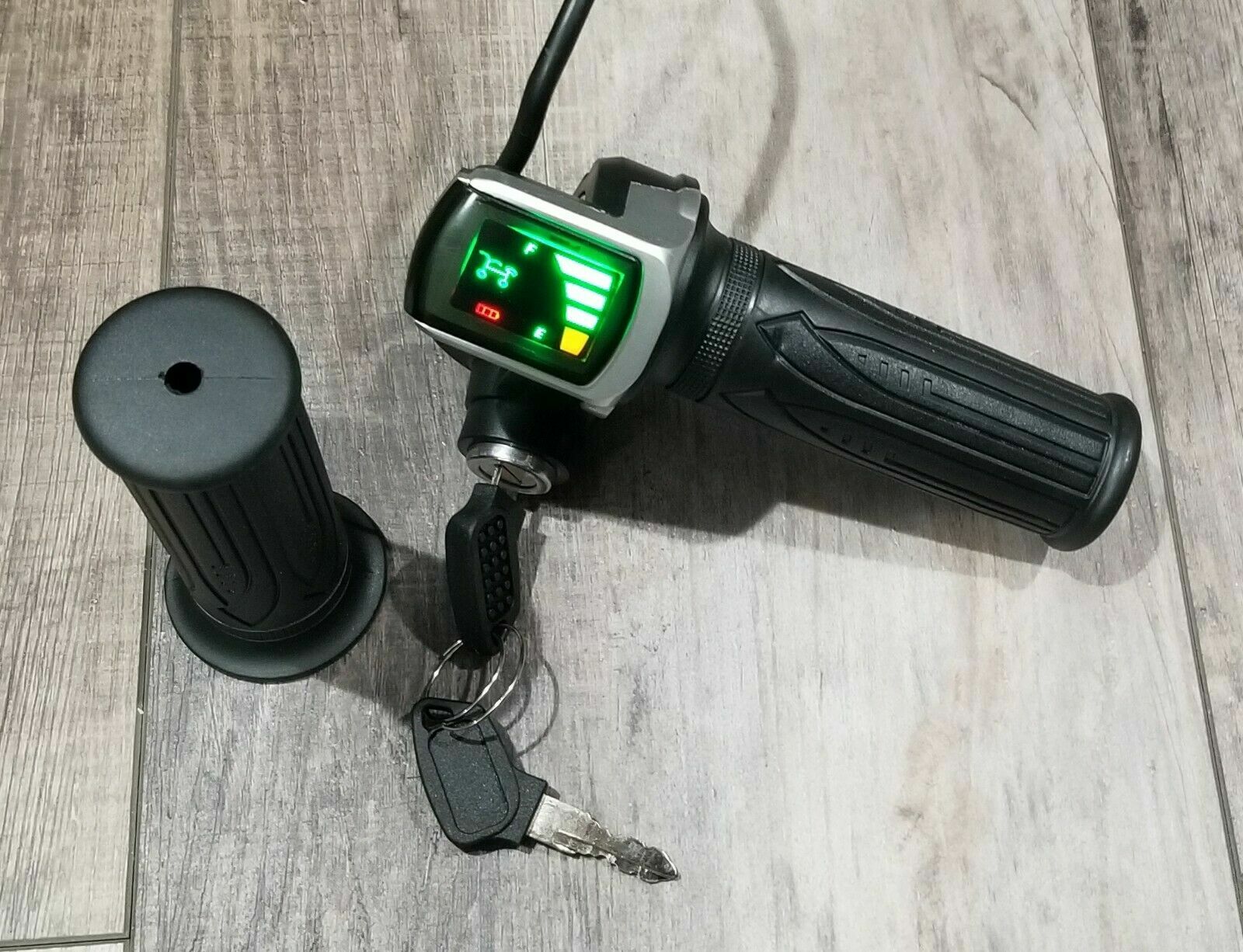 24 volt E Bike Electric Scooter Throttle with Key 24v - 4 LED Hi End Throttle