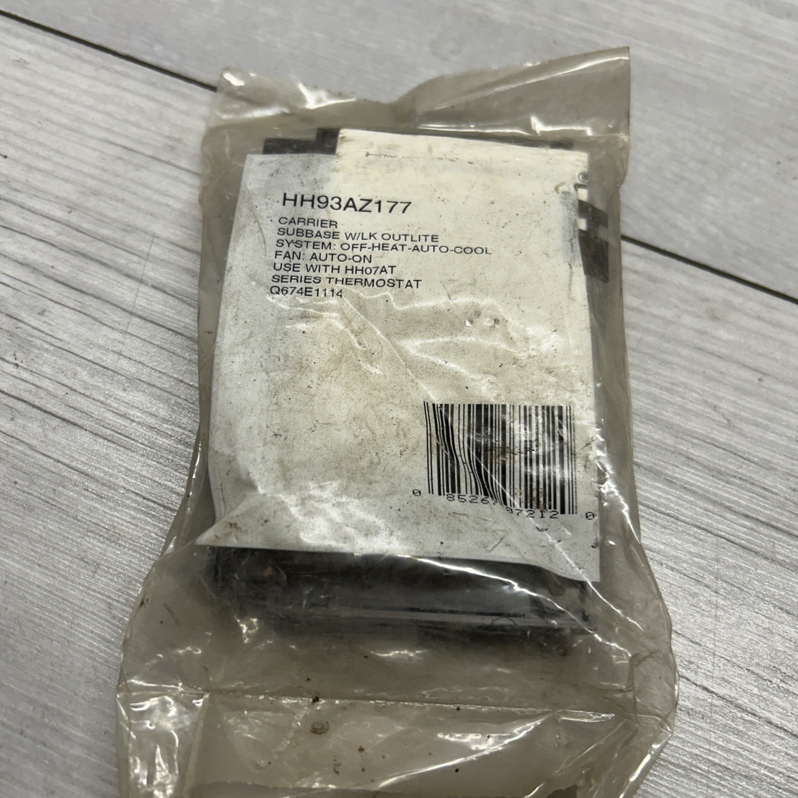 CARRIER HH93AZ177 Subbase W/LK OUTLITE New Sealed