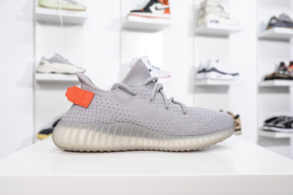 Yeezy Boost 350 V2 Tail Light FX9017