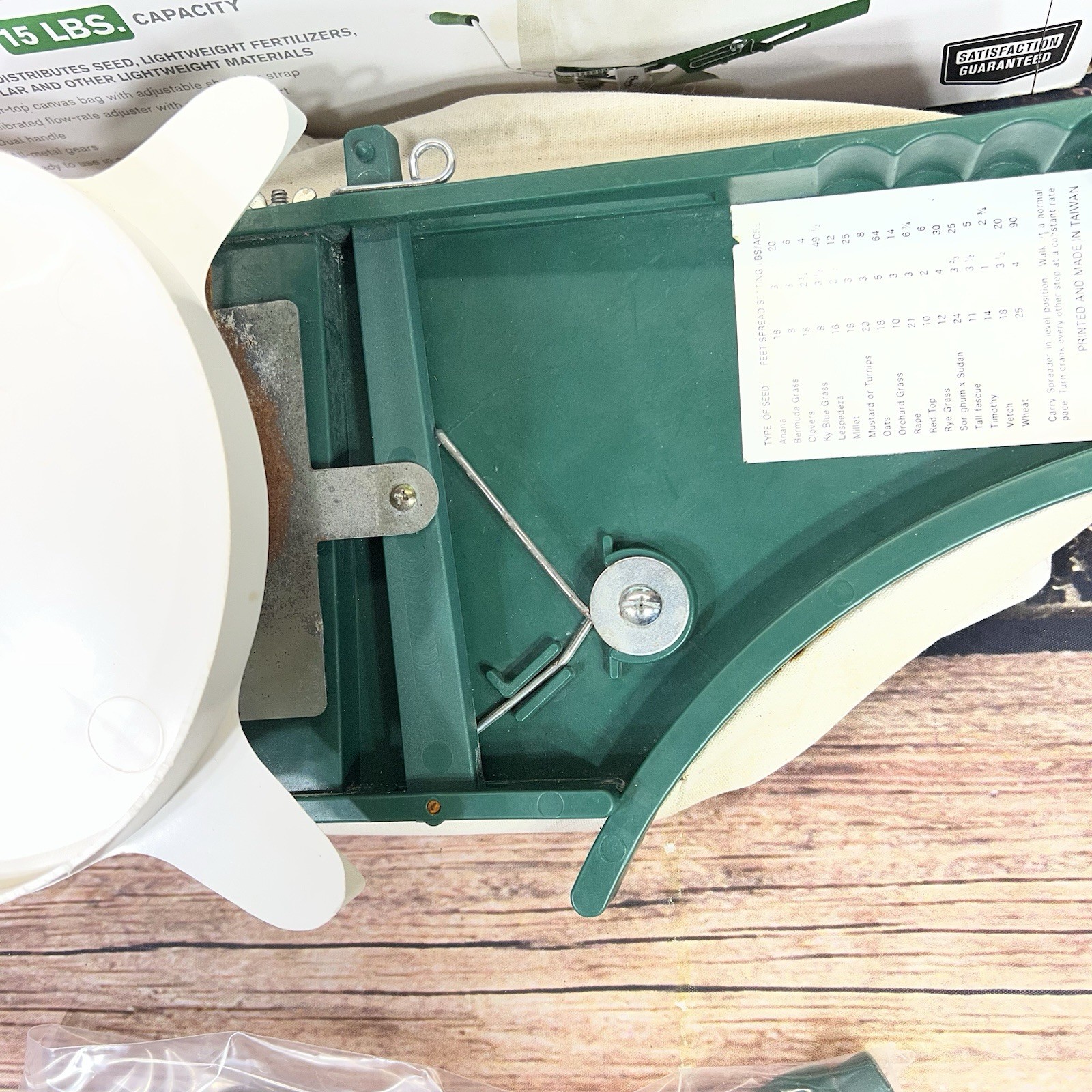 Ground Works hand held seed spreader 15 lb capacity USED VGC