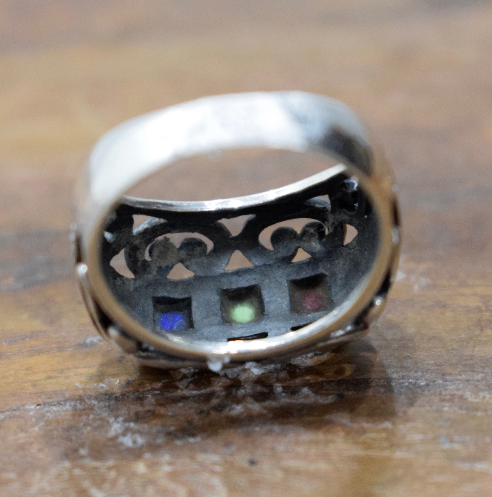 Ring Sterling Silver Inlaid Ornate Stone Ring