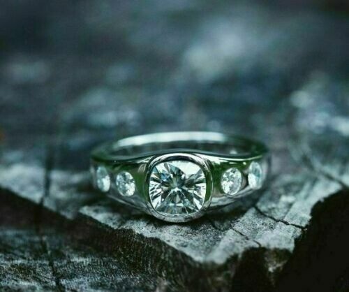 2.80Ct Cushion Cut Lab-Created White Diamond Engagement Ring 925 Sterling Silver
