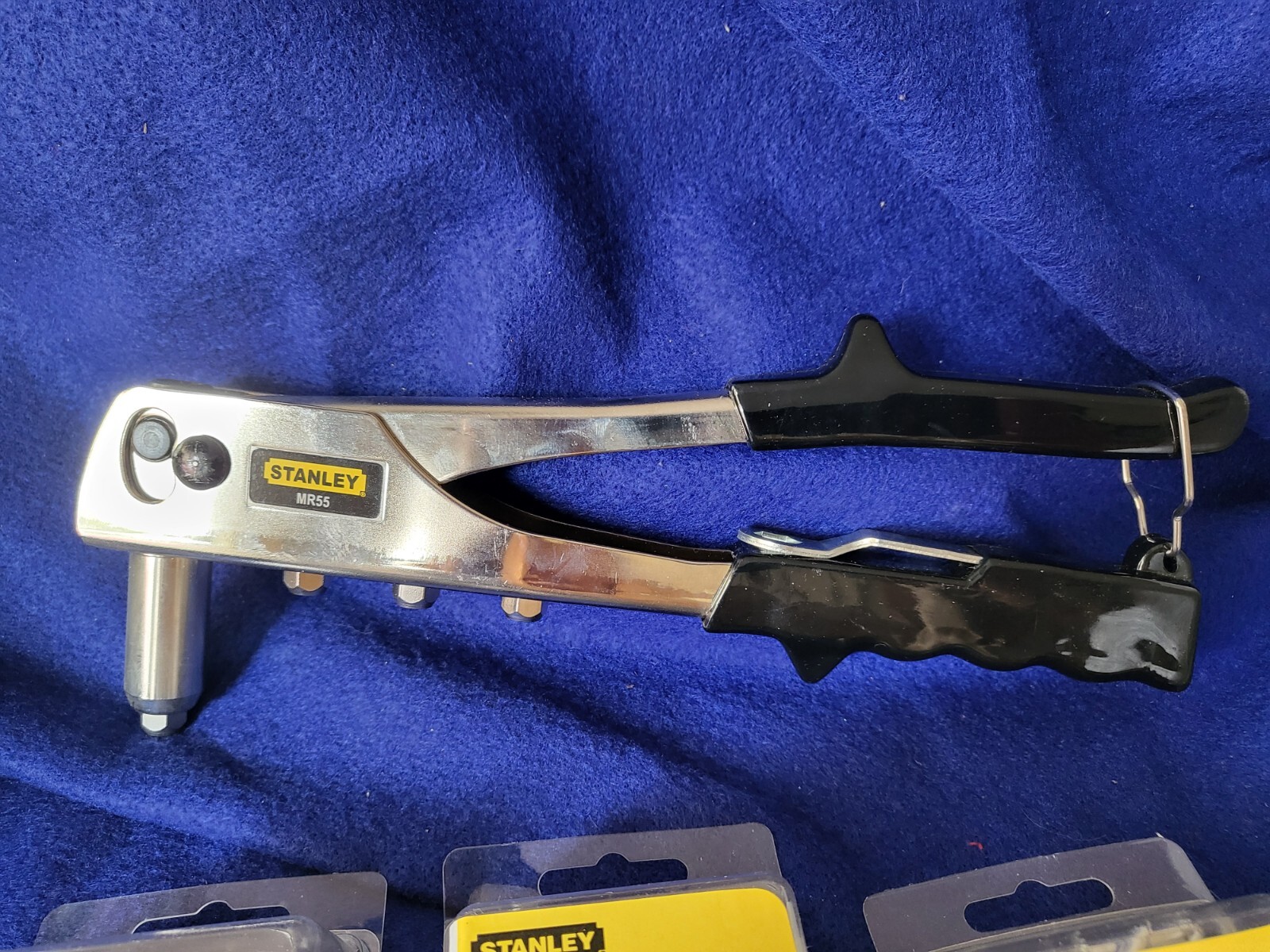 Stanley Rivet Tool + rivets
