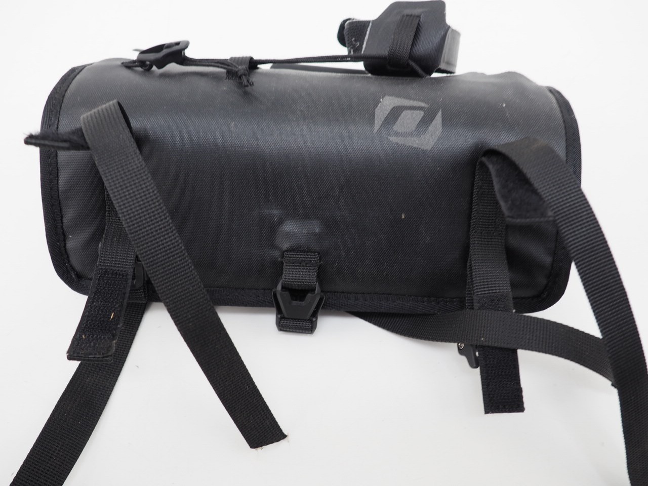 Syncros Bicycle Handlebar Roll Bag 8.5L Black Waterproof 2-Piece Kit