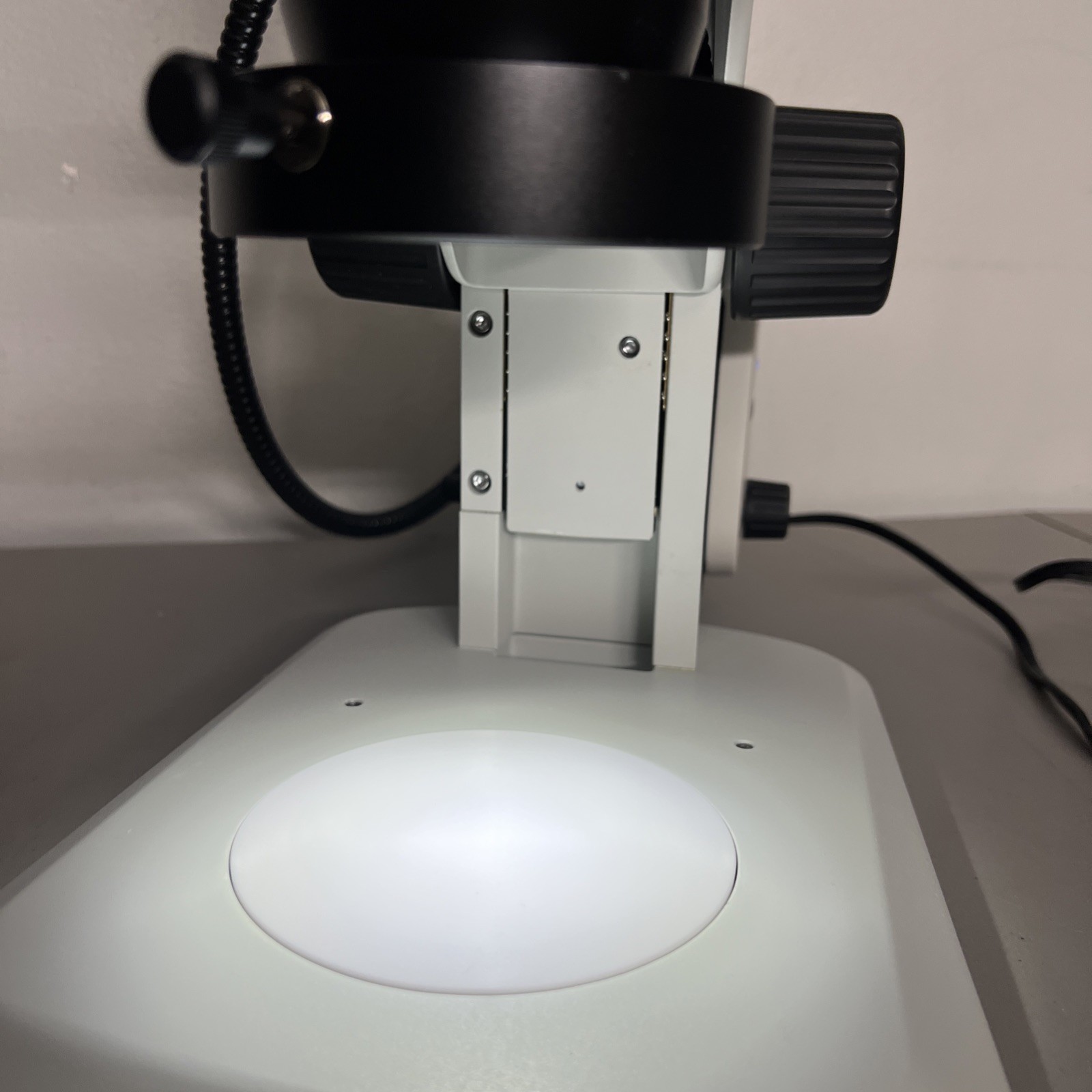 CLEAN Olympus SZ51 Zoom Stereo Microscope - Tested Working