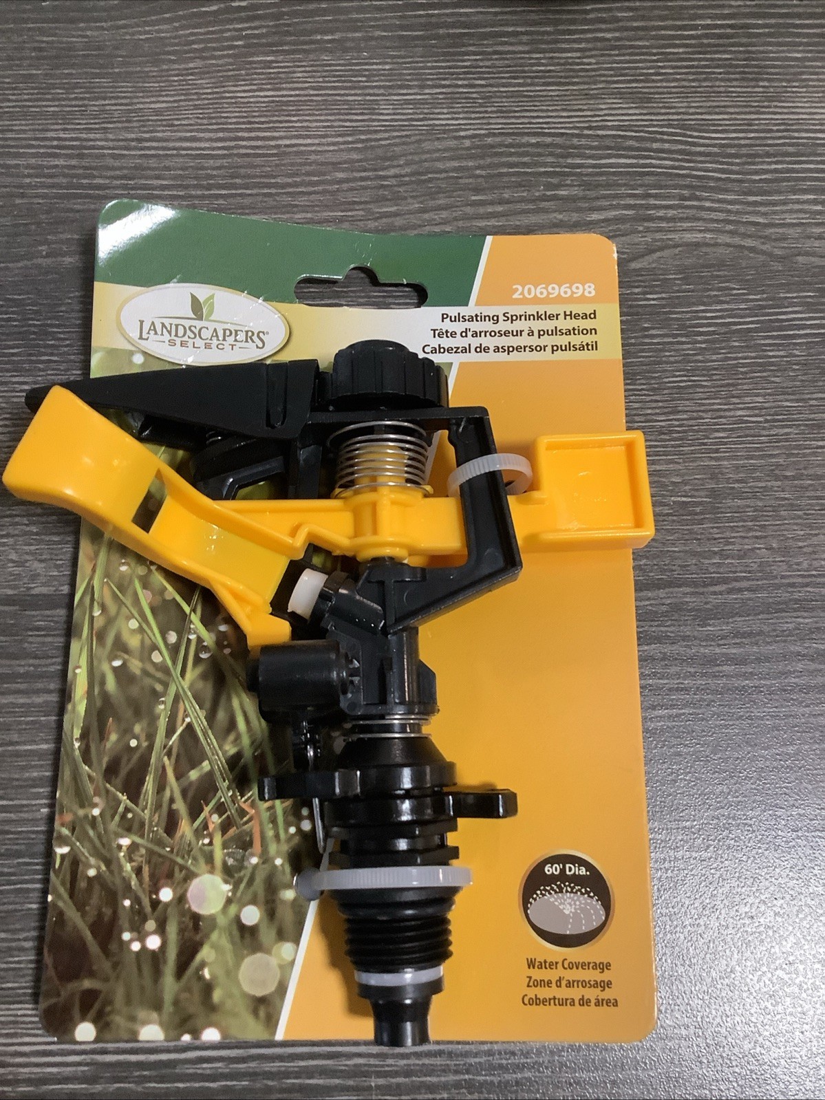 NEW LANDSCAPERS SELECT DY601 PLASTIC WATER GARDEN HOSE SPRINKLER HEAD 2069698