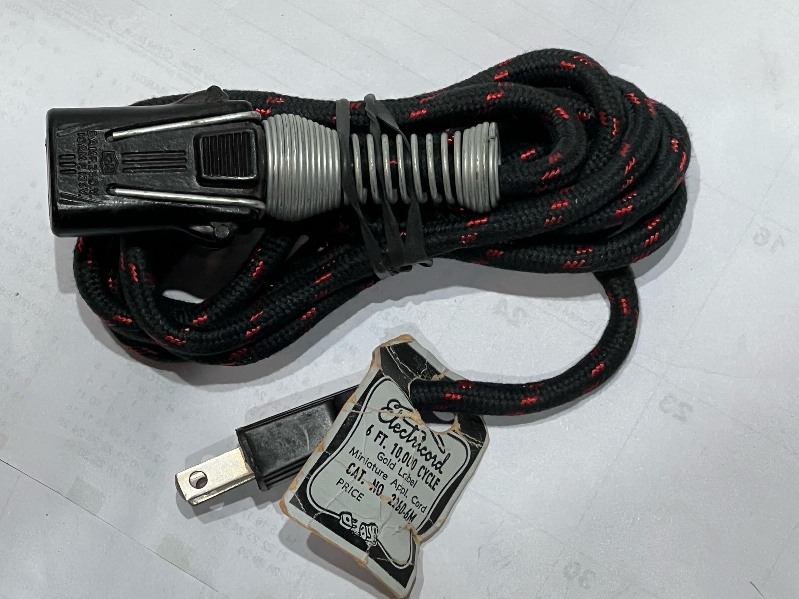 Vin Pacific Electricord Company 2 hole prong Gold Label Miniature Appliance Cord