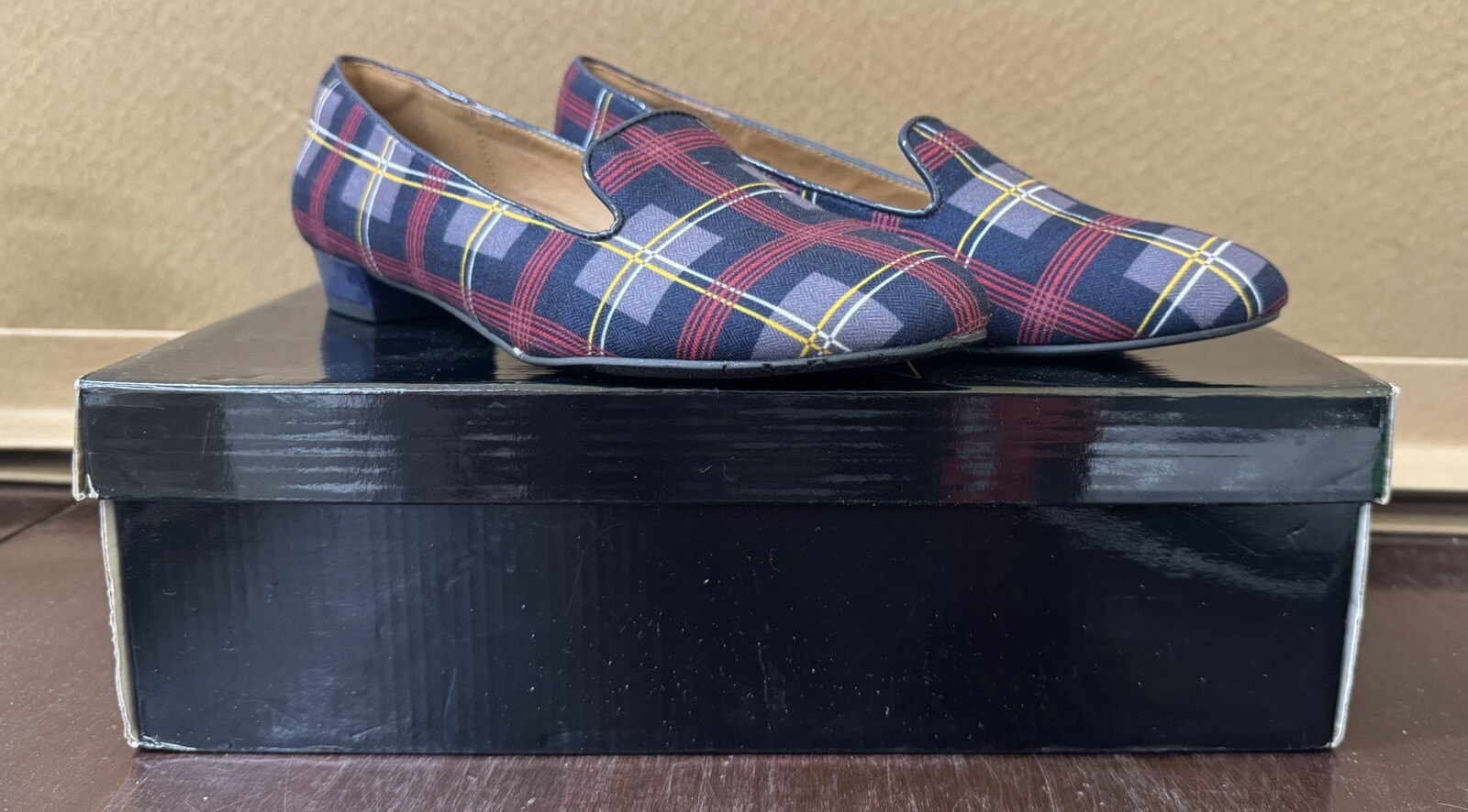 Iman Womens Plaid Blue Red Gray Fabric Loafers 6 M Slip On with Original Box